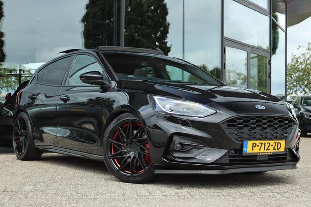 Ford FOCUS 1.5 ECOBOOST ST-LINE | PANO | CARPLAY | CAMERA | LED | WINTERPACK | LED | KEY-LESS