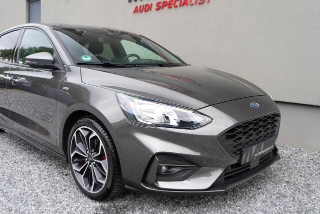 Ford FOCUS 1.5 EcoBoost Active Business / ST Line/ Touch Navigatie/ Cruise Control/ Sportonderstel/ 110kW (150PK)