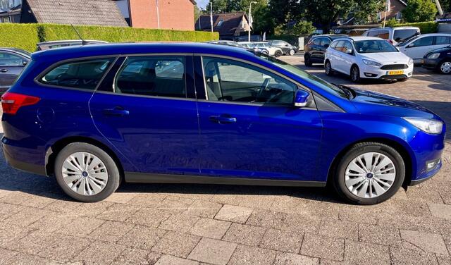 Ford FOCUS 1.0 Lease Edition NL Auto NAP Logisch.