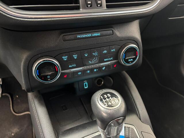Ford FOCUS Wagon 1.0 EcoBoost Titanium Business | AGR COMFORT/SPORTSTOELEN | WINTERPACK | CLIMATE | PARK. CAMERA | B&O AUDIO