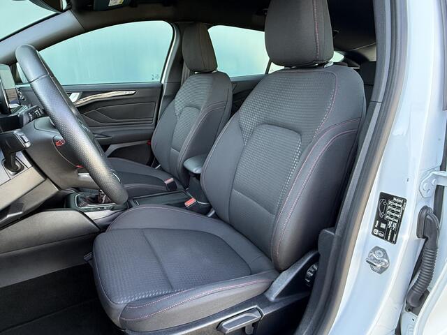 Ford FOCUS Wagon BWJ 2021 | 1.0T 126PK Hybrid ST Line Business | CAMERA | SPORTSTOELEN | CARPLAY | NAVI | CLIMA | PDC | 17'' LMV |