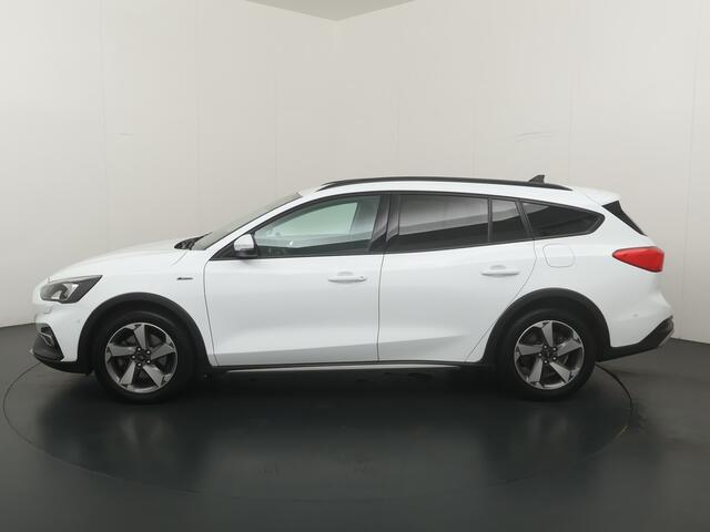 Ford FOCUS Wagon EcoBoost Active 125pk | Trekhaak | Winterpack | Camera | Adapt. cruise | Parkeersensoren V+A |