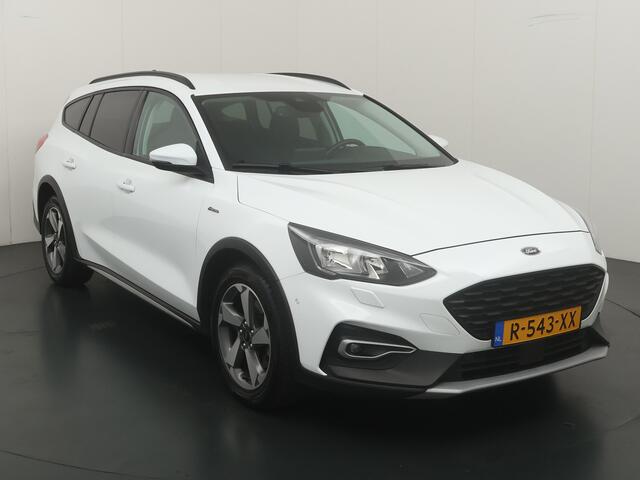 Ford FOCUS Wagon EcoBoost Active 125pk | Trekhaak | Winterpack | Camera | Adapt. cruise | Parkeersensoren V+A |