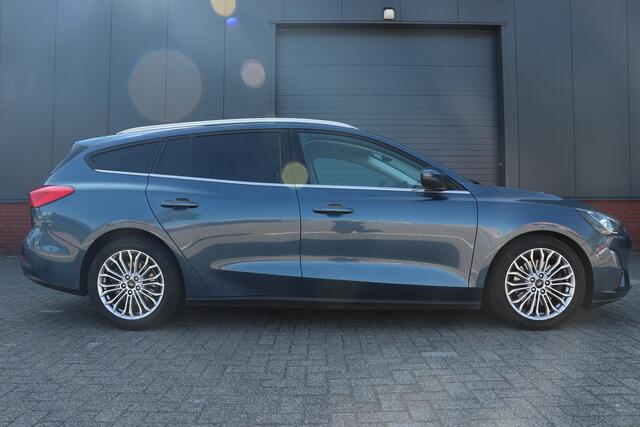Ford FOCUS Wagon 1.0 EcoBoost Titanium Business ST line trekhaag Camera l Navigatie ACC
