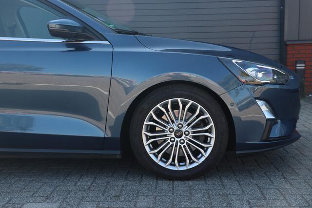 Ford FOCUS Wagon 1.0 EcoBoost Titanium Business ST line trekhaag Camera l Navigatie ACC