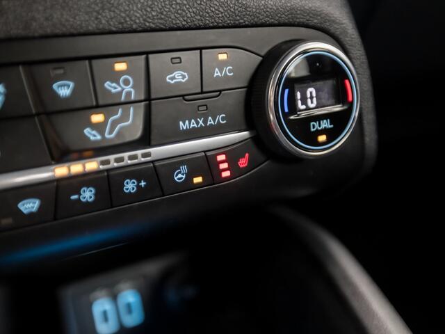 Ford FOCUS Wagon 1.0 EcoBoost Hybrid ST Line (APPLE CARPLAY, GROOT NAVI, STUUR/STOELVERWARMING, CAMERA, ADAPTIVE CRUISE, SPORTSTOELEN, KEYLESS, LANE ASSIST, NIEUWSTAAT)