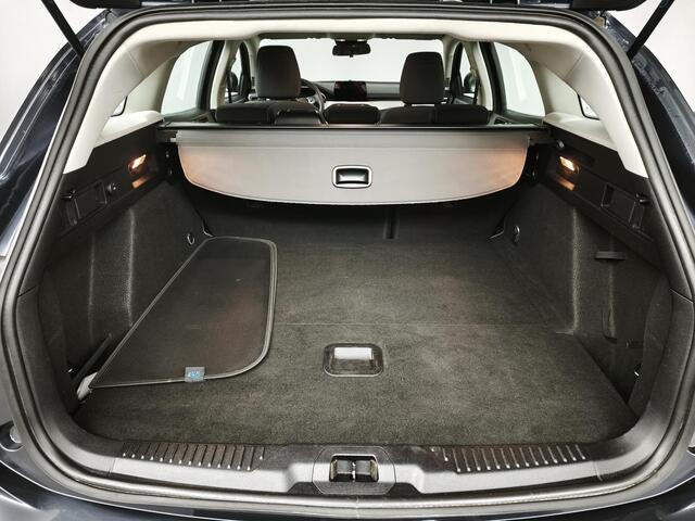Ford FOCUS Wagon 1.0 EcoBoost Trend Edition Business | NAVI | PARKEERSENSOREN V+A | TREKHAAK | CLIMATE CONTROL