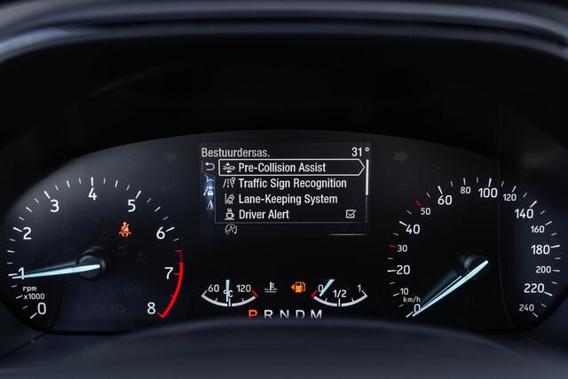 Ford FOCUS Wagon 1.5 EcoBoost 150 ST Line Business | Panoramadak | Achteruitrijcamera | Parkeersensoren | Climate Control | Keyless Entry | LED Koplampen | Lichtmetalen Velgen 18 inch | Stoelverwarming | Cruise Control Adaptief | Navigatie | Apple Carplay | Android