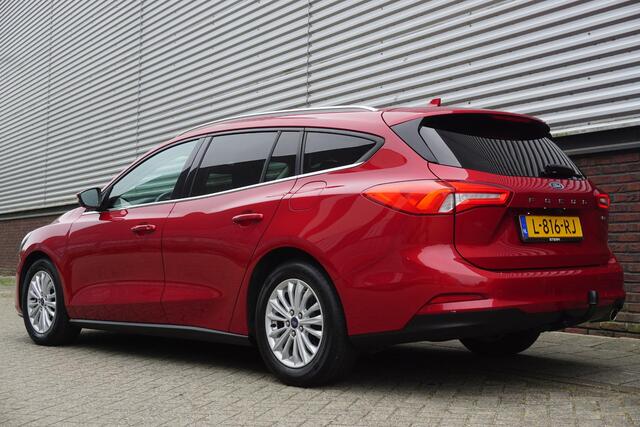 Ford FOCUS Wagon 1.0 EcoB. Hybrid Titanium X /Nwe All-Season banden /Trekhaak/WinterPack.