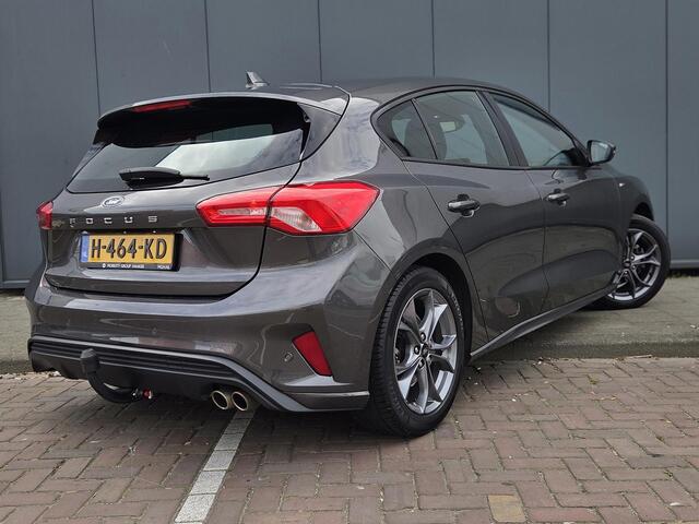 Ford FOCUS 1.5 EcoBoost ST Line Business | Apple-Android | Trekhaak | Dealeronderhouden