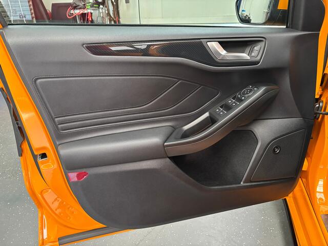 Ford FOCUS ST 2.0 EcoBlue Eyecatcher! Als nieuw! | Automatische airconditioning 2 zones | B&O Speakers | Cruisecontrolsysteem (Cruisecontrol)