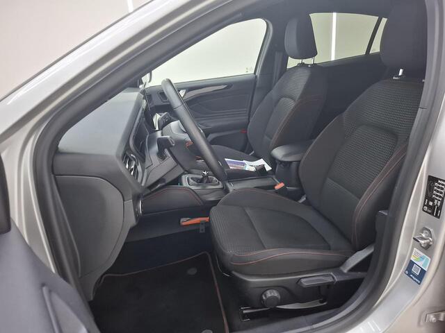 Ford FOCUS 1.0 EcoBoost Hybrid 125PK ST Line X WINTER PACK | CAMERA | NAVI | CRUISE
