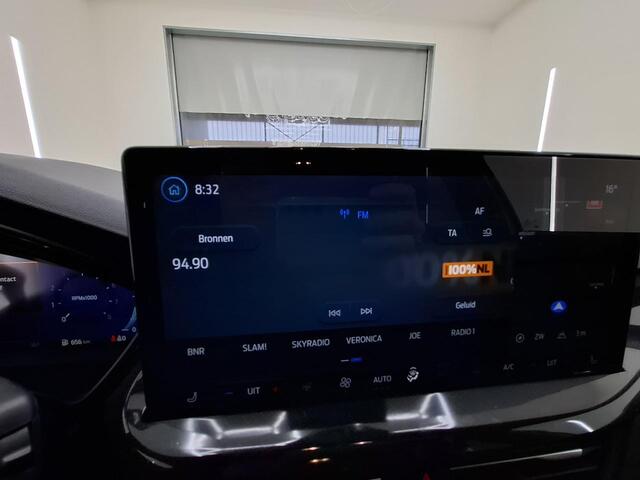 Ford FOCUS 1.0 EcoBoost Hybrid 125PK ST Line X WINTER PACK | CAMERA | NAVI | CRUISE
