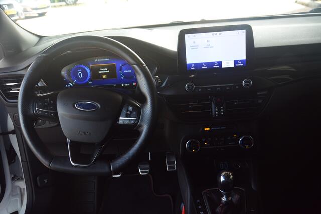 Ford FOCUS Wagon 1.5 EcoBlue ST Line X Business Nederlandse auto 111018 NAP ST Line met oa camera navigatie systeem parkeerhulp virtuele cockpit lmv origineel key less trekhaak afneembaar dakrail sportbekleding