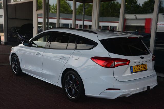 Ford FOCUS Wagon 1.5 EcoBlue ST Line X Business Nederlandse auto 111018 NAP ST Line met oa camera navigatie systeem parkeerhulp virtuele cockpit lmv origineel key less trekhaak afneembaar dakrail sportbekleding