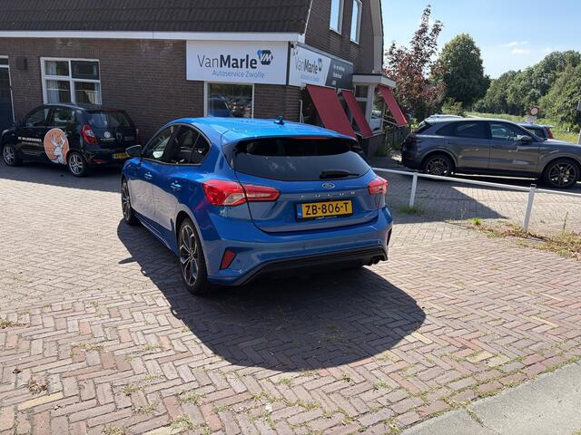Ford FOCUS 1.5 EcoBoost ST Line Business 181PK TREKHAAK B&O WINTER PACK