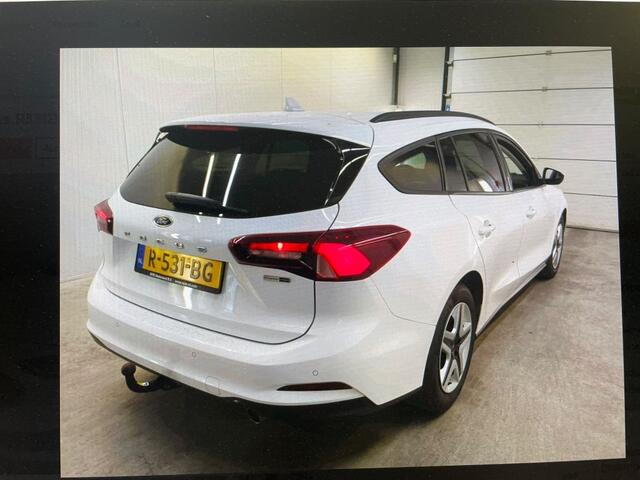 Ford FOCUS Wagon 1.0 EBH Connected TREKHAAK / CARPLAY / ANDROID / NAVIGATIE / CLIMA / CRUISE