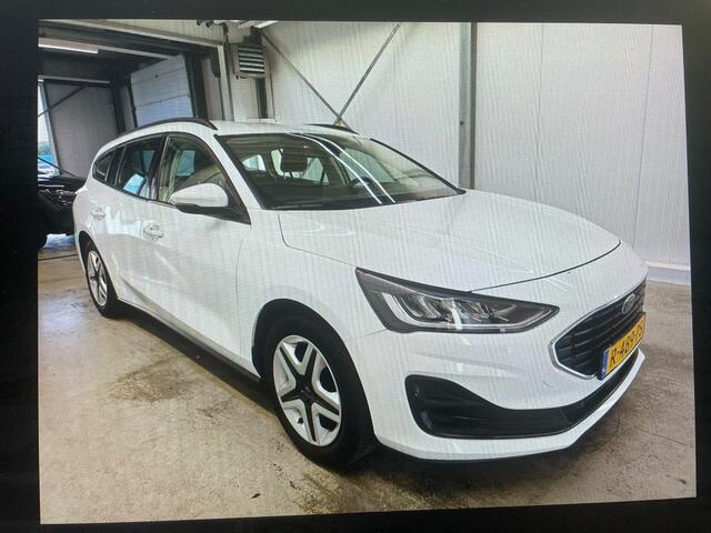 Ford FOCUS Wagon 1.0 EBH Connected TREKHAAK / CARPLAY / ANDROID / NAVIGATIE / CLIMA / CRUISE