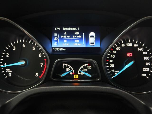 Ford FOCUS Wagon 1.5 ST-Line 182 | Trekhaak | Navigatie | Parkeersensoren | Camera