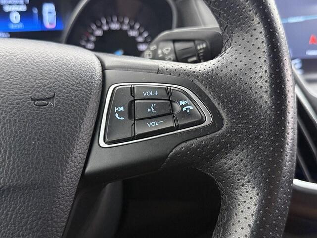 Ford FOCUS Wagon 1.5 ST-Line 150pk Trekhaak/Nav/Vooruitverw/Ecc/ Carplay