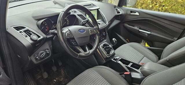 Ford GRAND C-MAX 1.0 Titanium 7p.