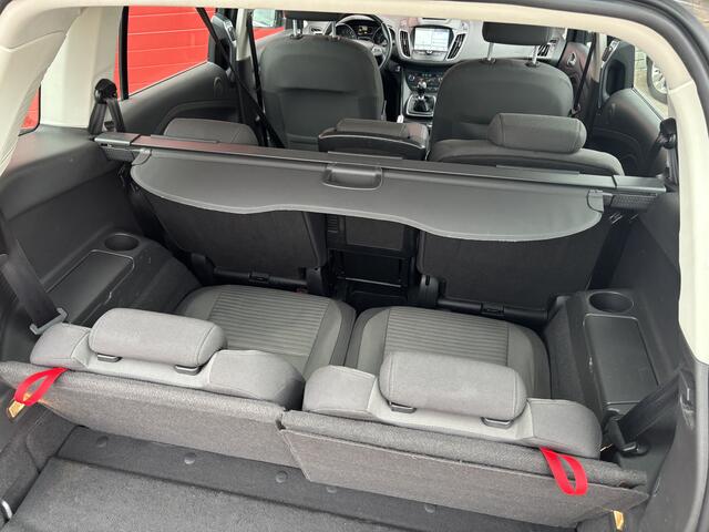 Ford GRAND C-MAX 1.5 150PK Titanium 7p. 7 PERSOONS / TREKHAAK / KEYLESS / CAMERA / NAVI / CLIMA / PDC / BLUETOOTH / CRUISE / NL-AUTO