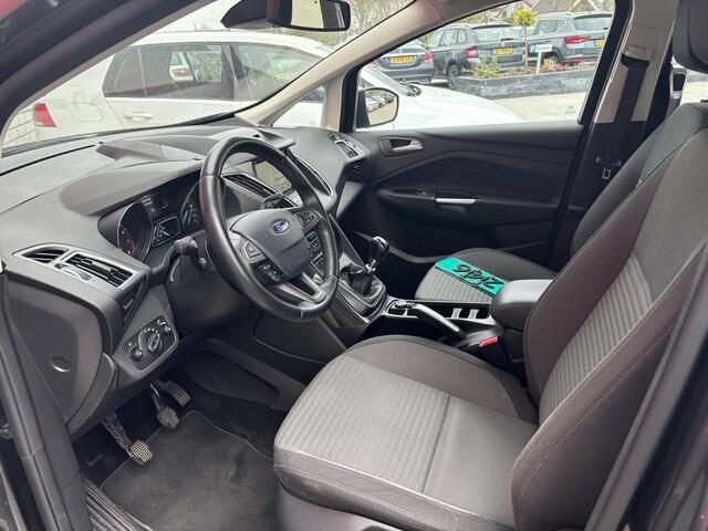 Ford GRAND C-MAX 1.5 150PK Titanium 7p. 7 PERSOONS / TREKHAAK / KEYLESS / CAMERA / NAVI / CLIMA / PDC / BLUETOOTH / CRUISE / NL-AUTO