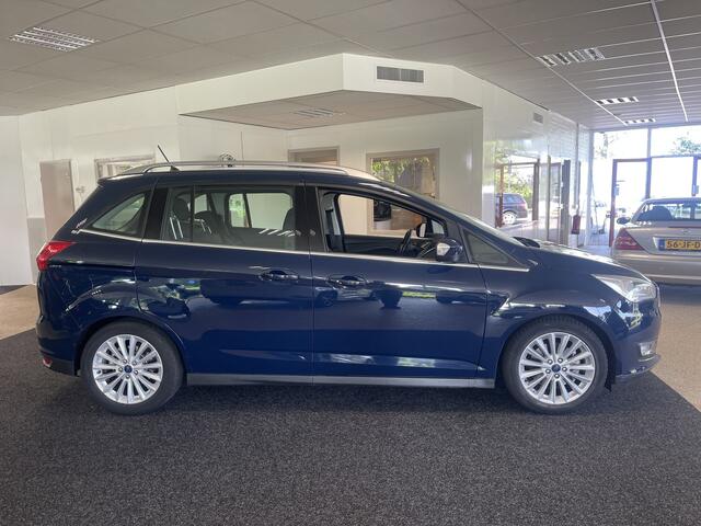 Ford GRAND C-MAX 1.0 Titanium