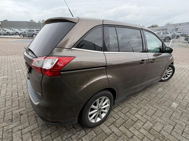 Ford GRAND C-MAX BJR 2017 1.0 126 PK Titanium STOEL-STUURVERWARMING | NAVI | CLIMA | CRUISE | PARKEERHULP | SCHUIFDEUREN