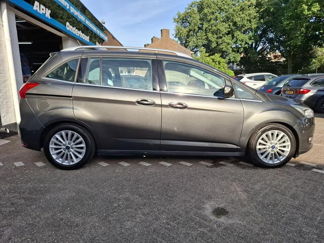 Ford GRAND C-MAX 1.0 Titanium /Nieuwe apk/ Nieuwe distributie bij aflevering/Navi/Zomer en winter set