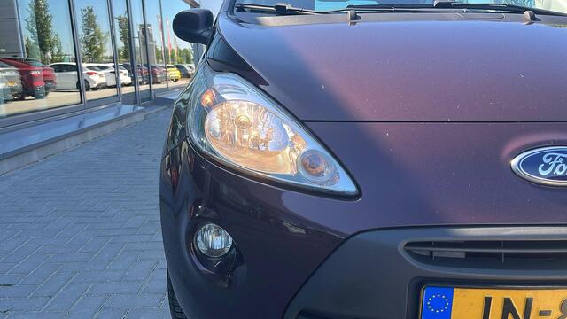 Ford KA 1.2 Titanium X start/stop | voorstoelen verwarmd | verwarmde voorruit | parkeersensor achter