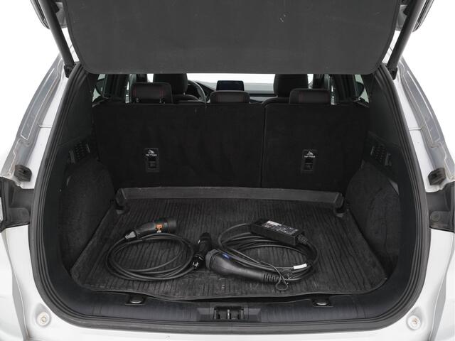 Ford KUGA 2.5 PHEV ST-Line X Aut. *PANO | DIGI-COCKPIT | FULL-LED | HEAD-UP | KEYLESS | CAMERA | NAVI-FULLMAP | LANE-ASSIST | ADAPT.CRUISE | AMBIENT-LIGHT | SPORT-SEATS | 19"ALU*