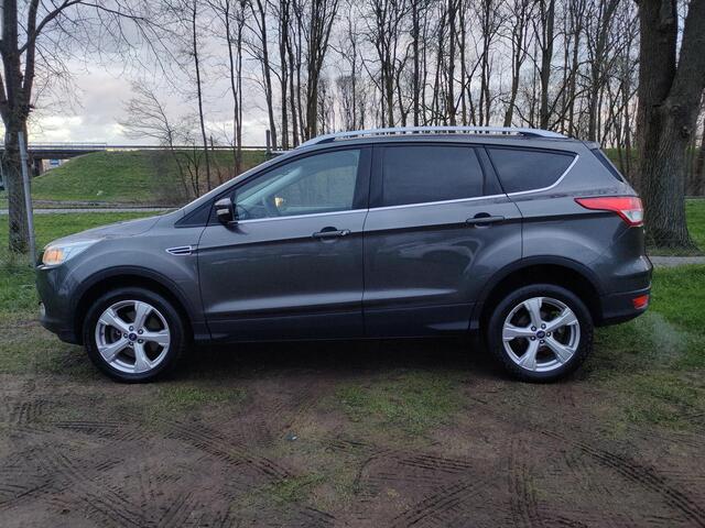 Ford KUGA 1.5 EB Titanium 182pk 4WD Automaat | CLIMA | NAVI | CRUISE | TREKHAAK |