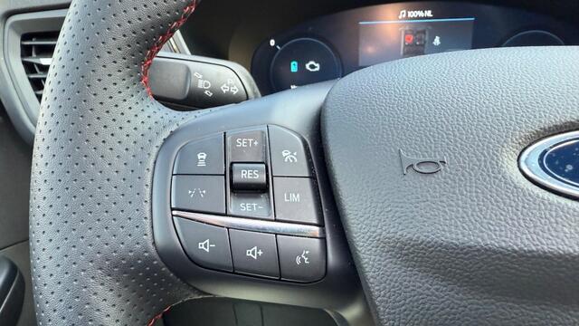 Ford KUGA 2.5 PHEV ST-LINE X 243pk / Panorama+Trekh.+20inch+Winter