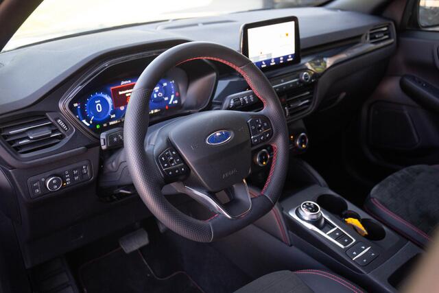 Ford KUGA 2.5 PHEV ST-Line X , Adap. cruise, Keyless entry,