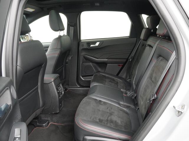 Ford KUGA 2.5 PHEV Graphite Tech Edition | Black Pack | Pano | Winter pack | 2 Camera's | Adapt Cruise | B&O audio |