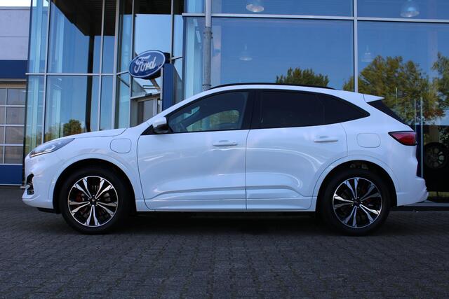 Ford KUGA 2.5 PHEV ST-Line X | Wegklapbare trekhaak | Winter Pack | 19 inch velgen + rode remklauwen | Bang&Olufsen | Elektrische achterklep