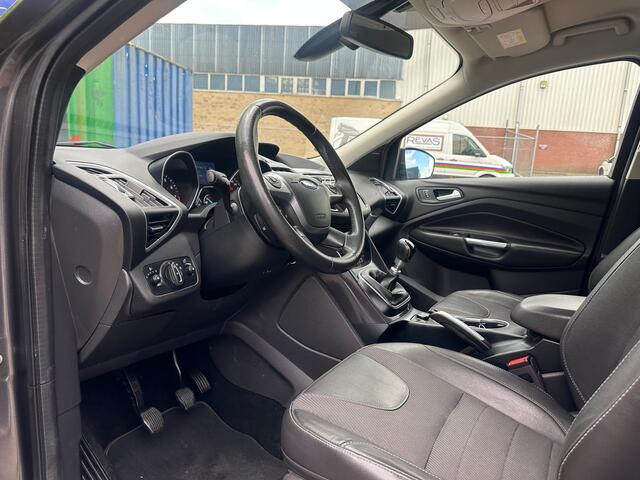 Ford KUGA 1.5 EcoBoost Titanium Climate C, Cruise C, Navigatie, Camera!!!!