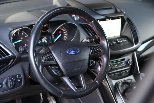 Ford KUGA 1.5 EcoBoost ST Line Navi Xenon