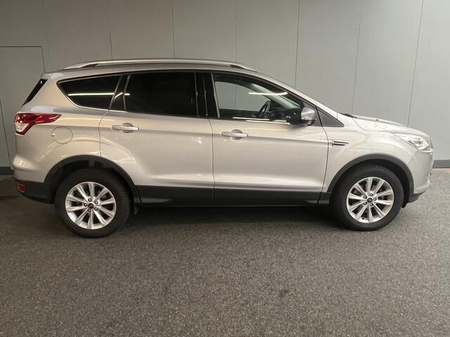 Ford KUGA 1.5 Titanium Styling Pack uit 2016 Rijklaar + 12 maanden Bovag-garantie Henk Jongen Auto's in Helmond, al 50 jaar service zoals 't hoort!