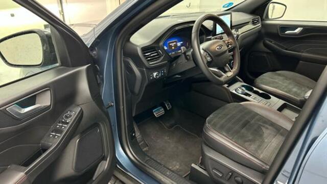 Ford KUGA 2.5 PHEV ST-Line X 225pk | Black Pack | Sync 3 Navigatie | 20 inch Lichtmetaal | Contrasterend dak| 1.500kg Trekgewicht