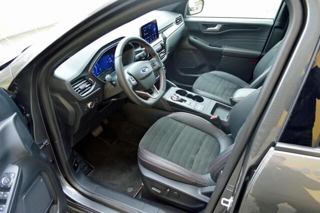 Ford KUGA 2.5 PHEV hybride 165 kw ST-line Navi, winterpack, rijders assist, camera, afn.trekhaak, head up.