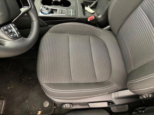 Ford KUGA 2.5 PHEV Titanium 225pk | Driver Assistance Pack | Winterpack | Wegklapbare Trekhaak | All Season Michelin Cross Climate | 1.500kg Trekgewicht