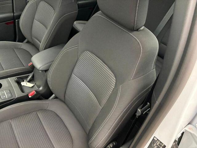 Ford KUGA 2.5 PHEV Titanium 225pk | Driver Assistance Pack | Winterpack | Wegklapbare Trekhaak | All Season Michelin Cross Climate | 1.500kg Trekgewicht