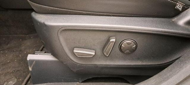 Ford KUGA 2.5 PHEV Titanium 225pk | Driver Assistance Pack | Winterpack | AGR Stoelen met half leder | Trekhaak Wegklapbaar | Michelin Cross Climate