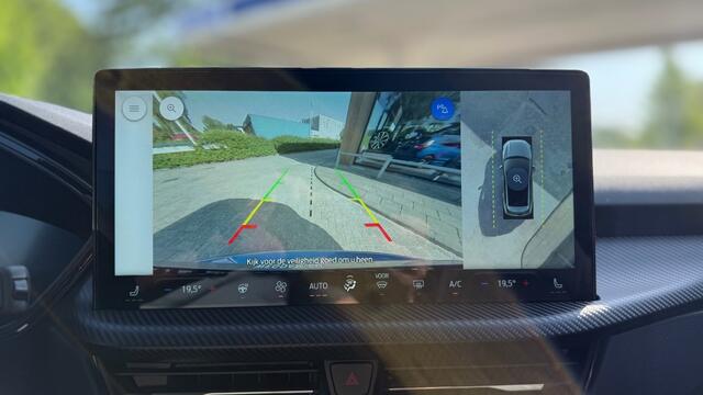 Ford KUGA 2.5 PHEV ST-LINE X 243pk / Trekh+4 seizoensband+Winter pack