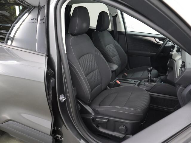 Ford KUGA 1.5 EcoBoost Titanium | Trekhaak | Winterpack | Parkeercamera | Climate Control | Cruise Control |
