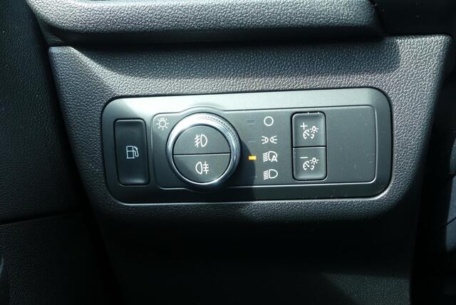 Ford KUGA 2.5 PHEV ST-Line X ADAPTIEVE CRUISE, CLIMA, WINTER PACK, PDC V&A, CAMERA V&A, 90.951KM