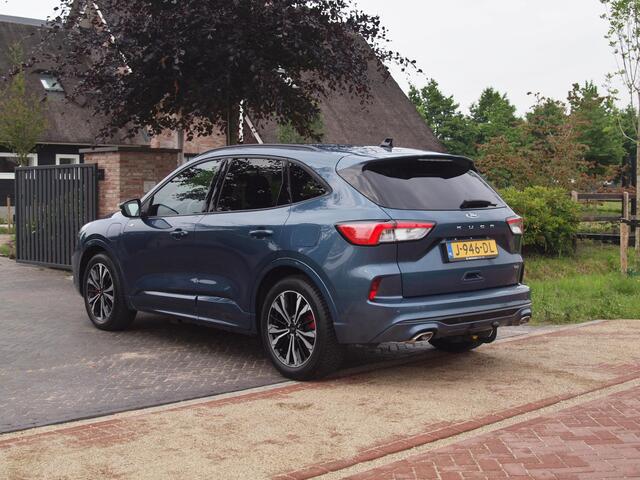 Ford KUGA 2.5 PHEV ST-Line X | B&O | Apple Carplay | Parkeersensoren | Cruise Control |
