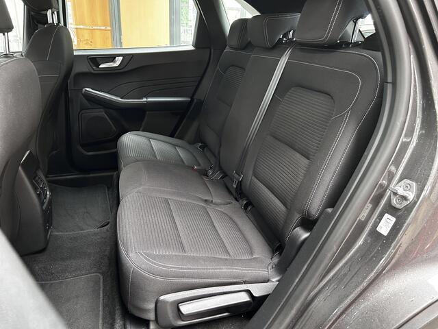 Ford KUGA 2.5 PHEV Titanium Trekhaak I Winter Pack I 1.500KG trekgew. I ALL seasonb I